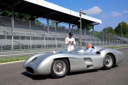 Lewis Hamilton, Mercedes F1 y Sir Stirling Moss en Monza