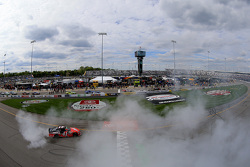 Kurt Busch, Stewart-Haas Racing Chevrolet