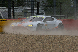 #97 Aston Martin Racing Aston Martin Vantage V8 : Darren Turner, Stefan Mücke, Rob Bell