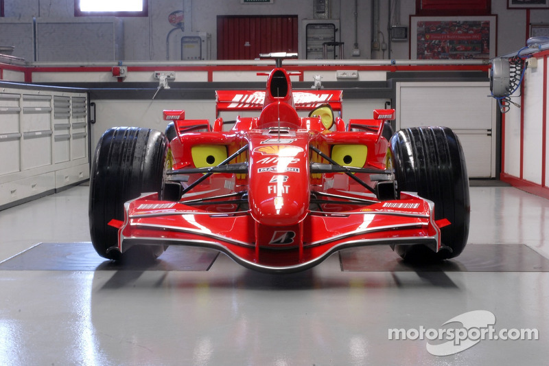 Previa del nuevo Ferrari F2007 en la sede de Ferrari en Maranello