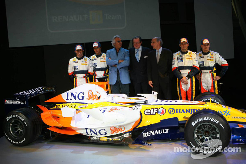 Ricardo Zonta, Nelson A. Piquet, Flavio Briatore, Michel Tilmant, Chairman of the Executive Board of ING, Alain Dassas, President Renault F1 Team, Giancarlo Fisichella and Heikki Kovalainen