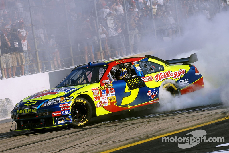 2007, Bristol 1: Kyle Busch (Hendrick-Chevrolet)