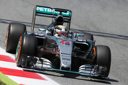 Льюис Хэмилтон, Mercedes AMG F1 W06