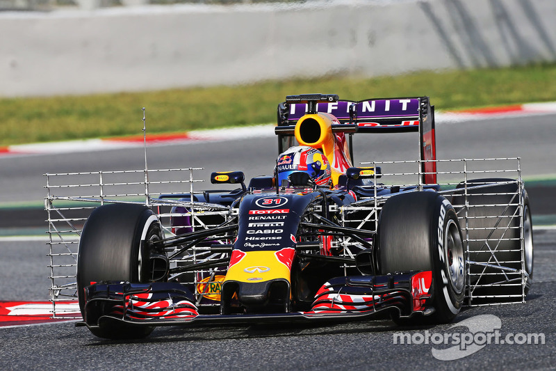 Pierre Gasly, Red Bull Racing RB11 Test Driver con sensori di velocità