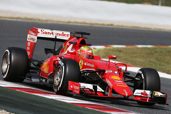 Esteban Gutierrez, Ferrari SF15-T Test and Reserve Driver