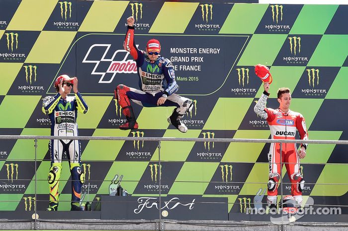 Podio: 1º  Jorge Lorenzo, 2º Valentino Rossi, 3º Andrea Dovizioso