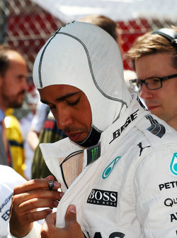 Lewis Hamilton, Mercedes AMG F1 en la parrilla