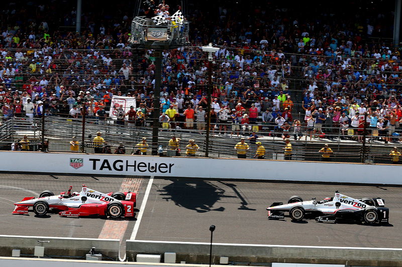 Juan Pablo Montoya, Team Penske Chevrolet and Will Power, Team Penske Chevrolet