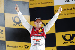 Подиум: победитель - Джейми Грин, Audi Sport Team Rosberg Audi RS 5 DTM
