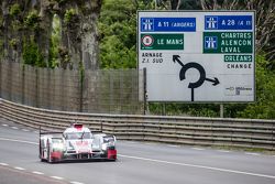 #7 Audi Sport Team Joest Audi R18 e-tron quattro: Marcel Fässler, Andre Lotterer, Benoit Tréluyer