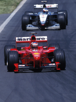 Michael Schumacher, Ferrari e Mika Hakkinen, McLaren