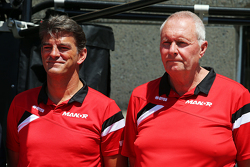 Graeme Lowdon, Geschäftsführer Manor F1 Team, mit John Booth, Teamchef Manor F1 Team
