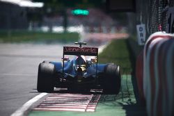 Pastor Maldonado, Lotus F1 E23