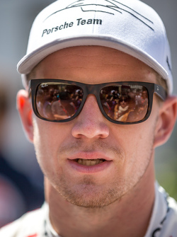#19 Porsche Team Porsche 919 Hybrid : Nico Hulkenberg