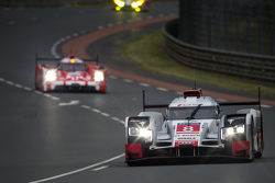 #8 Audi Sport Team Joest Audi R18 e-tron quattro: Lucas di Grassi, Loic Duval, Oliver Jarvis