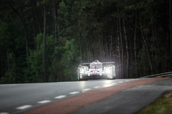 #19 Porsche Team Porsche 919 Hybrid: Nico Hulkenberg, Nick Tandy, Earl Bamber