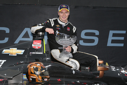 Racewinnaar Josef Newgarden, CFH Racing Chevrolet
