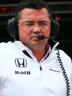 Гоночный директор McLaren Racing Эрик Булье