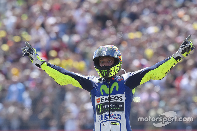 Race winner Valentino Rossi, Yamaha Factory Racing