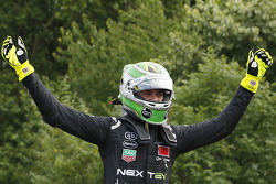 El campeón, Nelson Piquet Jr., China Racing