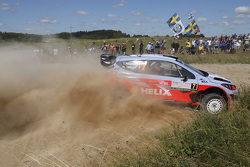 Тьерри Невилль и Николя Жильсуль, Hyundai i20 WRC, Hyundai Motorsport