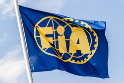 Le drapeau de la FIA