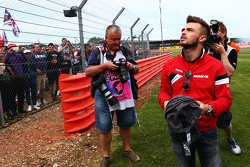 Will Stevens, Manor F1 Team with the fans