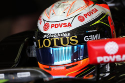 Romain Grosjean, Lotus F1 E23 avec un hommage à Jules Bianchi