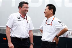 Eric Boullier with Yasuhisa Arai, McLaren