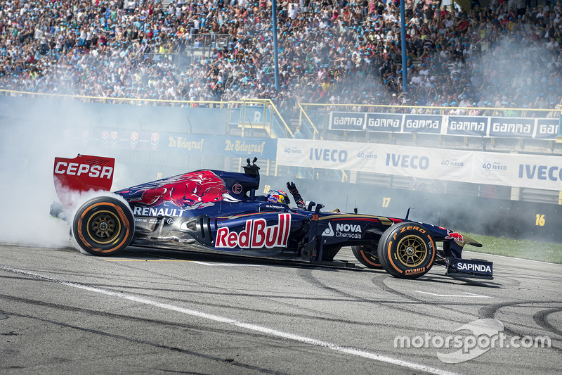 Max Verstappen beim Red-Bull-Showrun in Assen