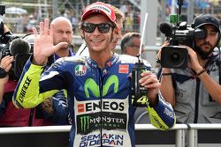 En tercer lugar, Valentino Rossi, de Yamaha Factory Racing