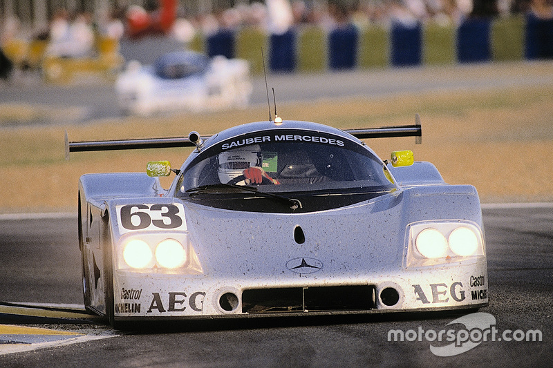 #63 Team Sauber Mercedes Sauber-Mercedes C9: Jochen Mass, Manuel Reuter, Stanley Dickens