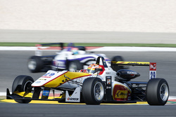 Arjun Maini, Van Amersfoort Racing, Dallara F312 Volkswagen