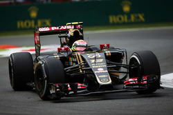 Pastor Maldonado, Lotus F1 E23
