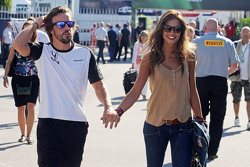 Fernando Alonso, McLaren et sa petite amie Lara Alvarez