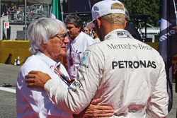 Bernie Ecclestone y Lewis Hamilton, Mercedes AMG F1 W06