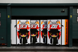 Repsol Honda Team garaje