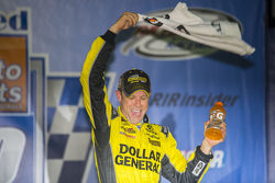 Le vainqueur Matt Kenseth, Joe Gibbs Racing Toyota