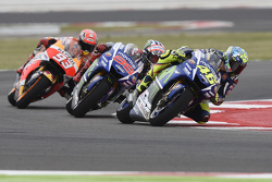 Valentino Rossi et Jorge Lorenzo, Yamaha Factory Racing, et Marc Marquez, Repsol Honda Team
