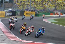 Maverick Viñales, Team Suzuki MotoGP e Jack Miller, Team LCR Honda e Loris Baz, Forward Racing Yamah