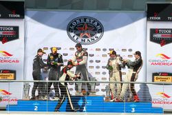 ST Podium: pemenang balapan #17 RS1 Porsche Cayman: Spencer Pumpelly, Luis Rodriguez Jr., tempat ke-