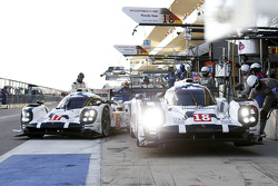 #18 Porsche Team Porsche 919 Hybrid : Romain Dumas, Neel Jani, Marc Lieb et #17 Porsche Team Porsche 919 Hybrid : Timo Bernhard, Mark Webber, Brendon Hartley