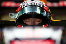 Даниил Квят, Red Bull Racing RB11
