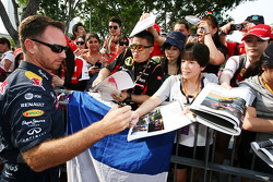 Christian Horner, Red Bull Racing Team Principal signs autographs for the fans