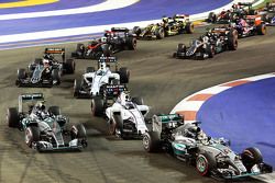 Lewis Hamilton, Mercedes AMG F1 W06, Nico Rosberg, Mercedes AMG F1 W06 en Valtteri Bottas, Williams 