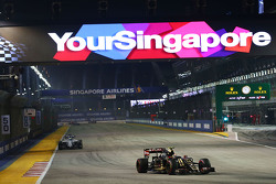 Pastor Maldonado, Lotus F1 E23