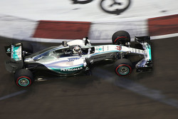 Льюис Хэмилтон, Mercedes AMG F1