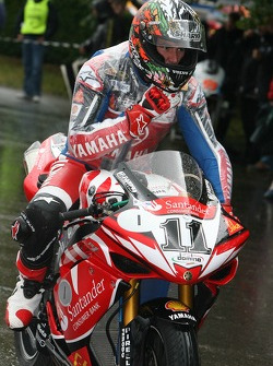 Troy Corser, Yamaha YZF-R1 2007