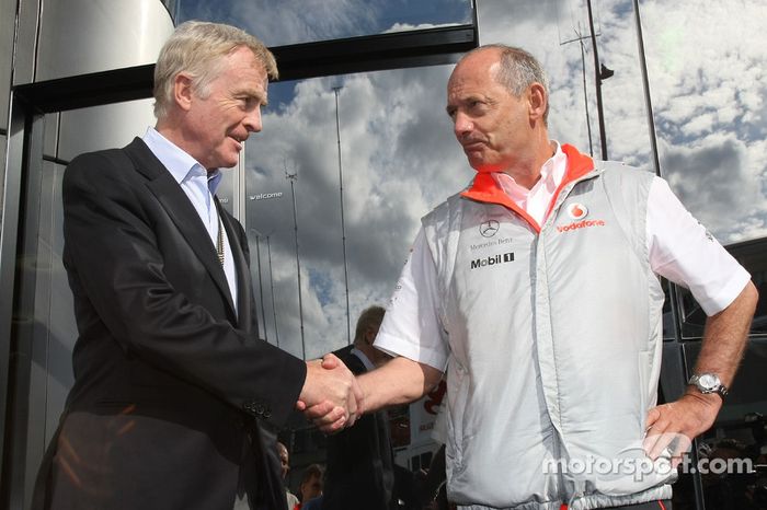 100 millones de dólares de multa y descalificados del campeonato de constructores