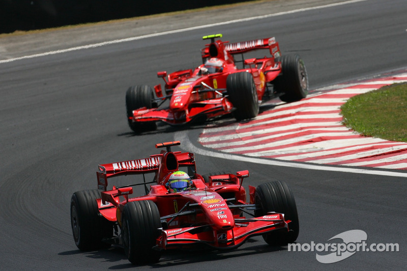 Felipe Massa, Scuderia Ferrari, F2007 leads Kimi Raikkonen, Scuderia Ferrari, F2007